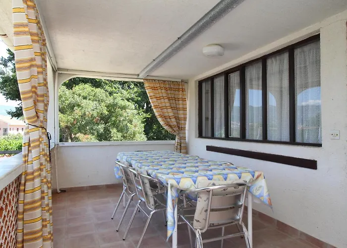 With Parking Space Silo, Krk - 18760 شقة سيلو