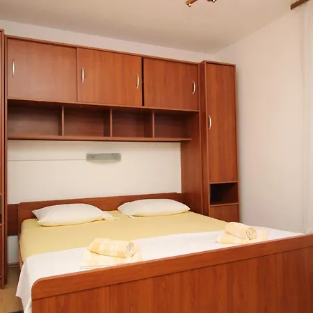 アパート With Parking Space Silo, Krk - 18760